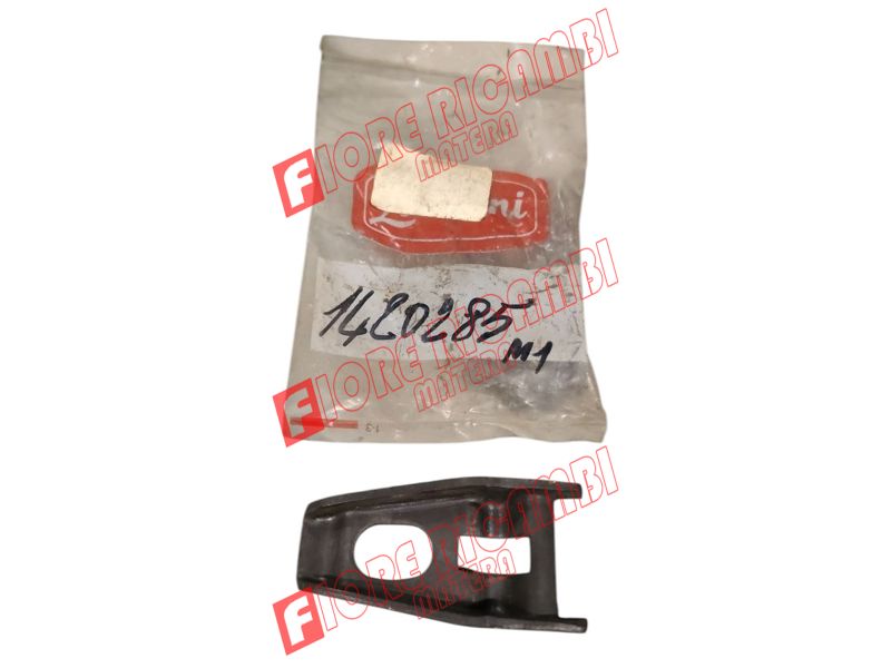 1420285M1 - LEVA FRIZIONE