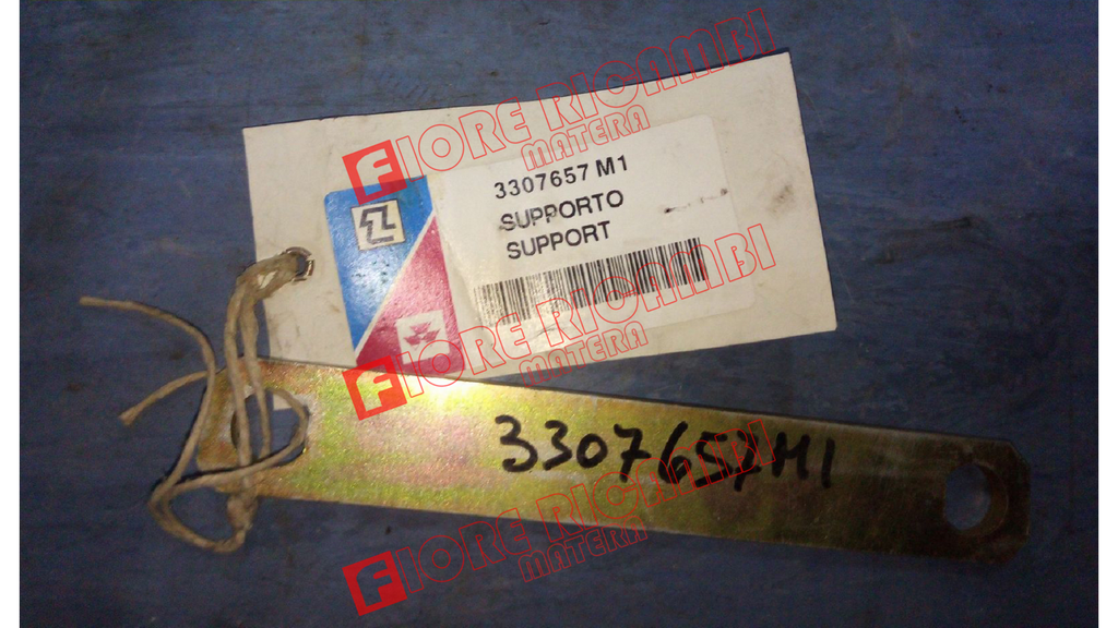 3307657M1 - SUPPORTO