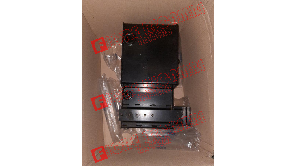 4204706M92 SERBATOIO