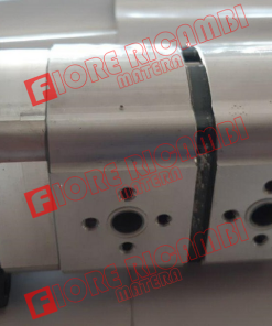 Alternative view of 322049800 Pompa idraulica Tandem mietitrebbia Laverda