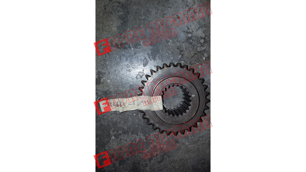 1824665M1 - INGRANAG USATO