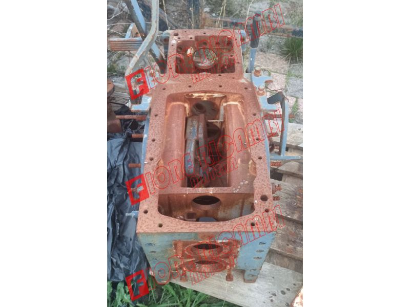 3537834M93 - CARCASSA NLA USATO 1 FUORI